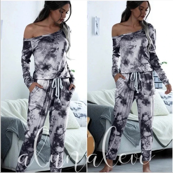 Black Tie Dye Off Shoulder Lounge Set | Comfy Two Piece Outfit - Picture 2 of 2